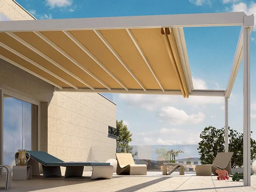 RETRACTABLE PERGOLA